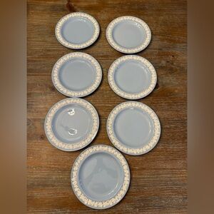 SET OF (7) WEDGWOOD ETURIA BARLASTON QUEENSWARE CREAM ON BLUE 8.25” PLATES